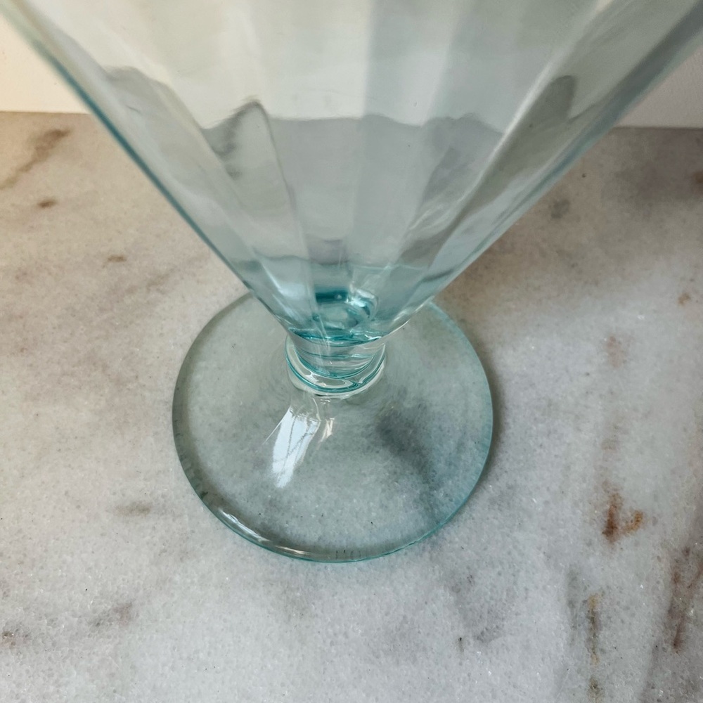 Antique blue glass fan vase - Picture 8 of 13